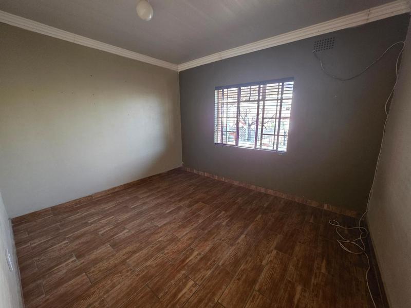 To Let 3 Bedroom Property for Rent in Rothdene Gauteng