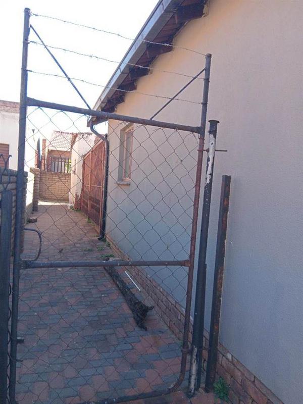 3 Bedroom Property for Sale in Danville Ext 5 Gauteng