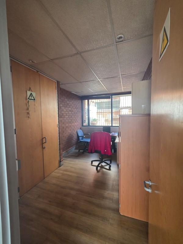 Commercial Property for Sale in Randjespark Gauteng
