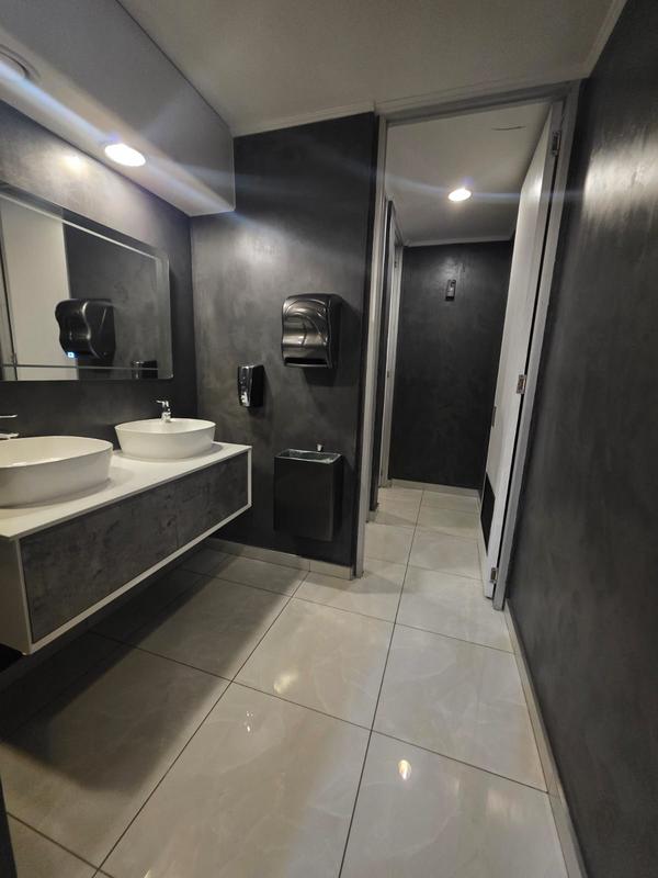 Commercial Property for Sale in Randjespark Gauteng