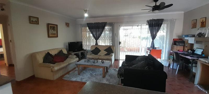 To Let 3 Bedroom Property for Rent in Eldoraigne Gauteng