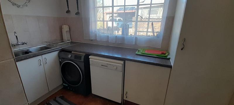 To Let 3 Bedroom Property for Rent in Eldoraigne Gauteng