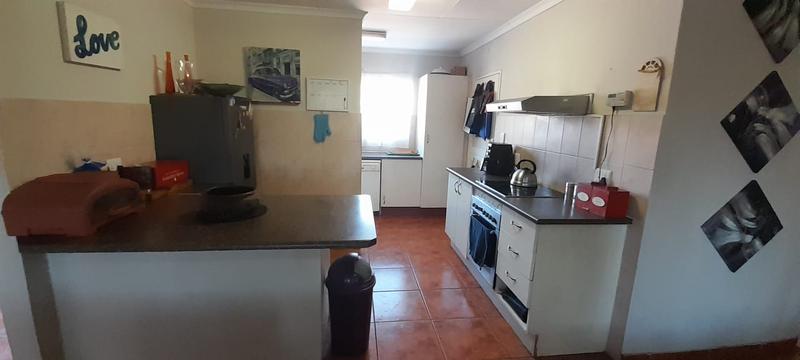 To Let 3 Bedroom Property for Rent in Eldoraigne Gauteng