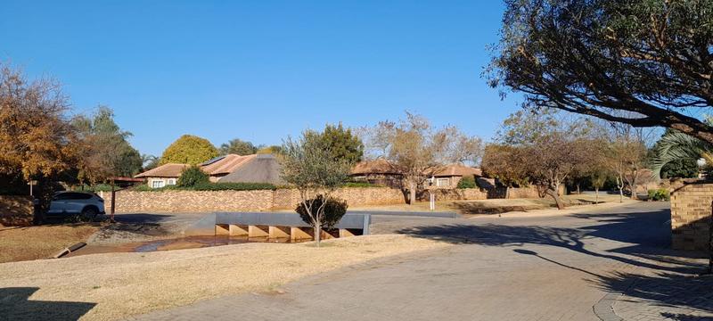 To Let 3 Bedroom Property for Rent in Eldoraigne Gauteng