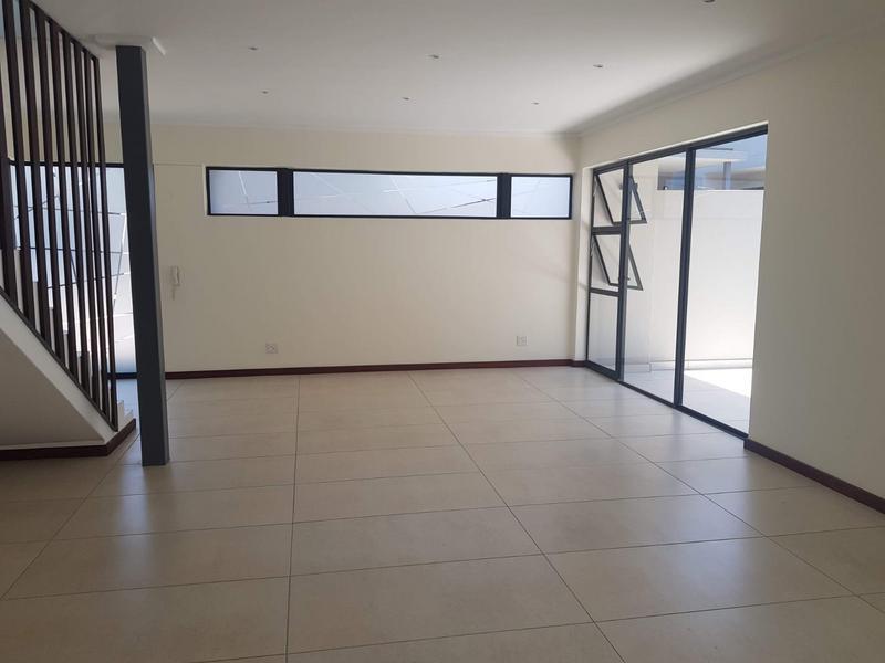 To Let 3 Bedroom Property for Rent in Claudius Gauteng
