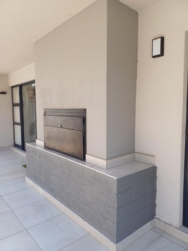 To Let 3 Bedroom Property for Rent in Claudius Gauteng