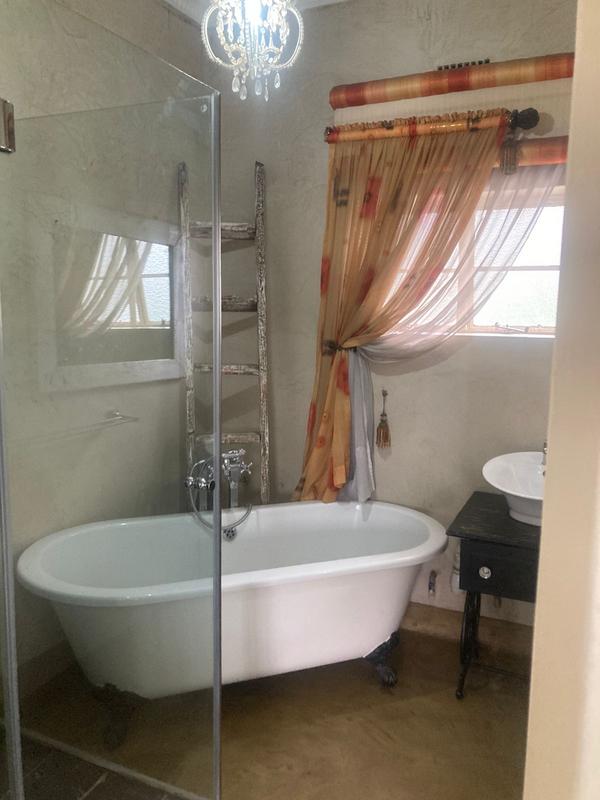 To Let 5 Bedroom Property for Rent in Lambton Gauteng