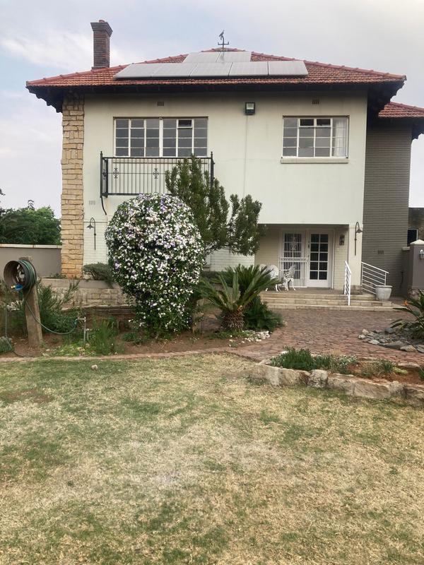 To Let 5 Bedroom Property for Rent in Lambton Gauteng