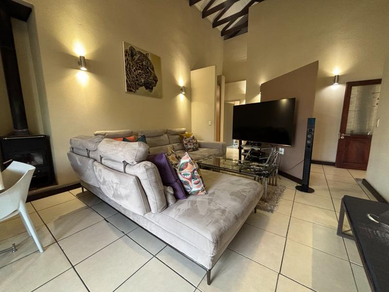 To Let 2 Bedroom Property for Rent in Beverley Gauteng