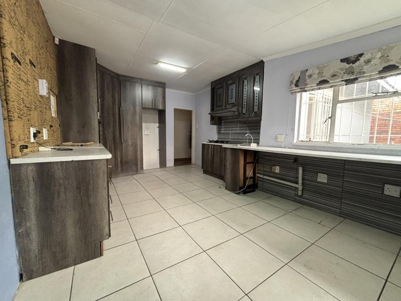 To Let 3 Bedroom Property for Rent in Van Dyk Park Gauteng