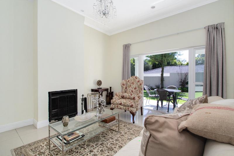 To Let 5 Bedroom Property for Rent in Dainfern Golf Estate Gauteng