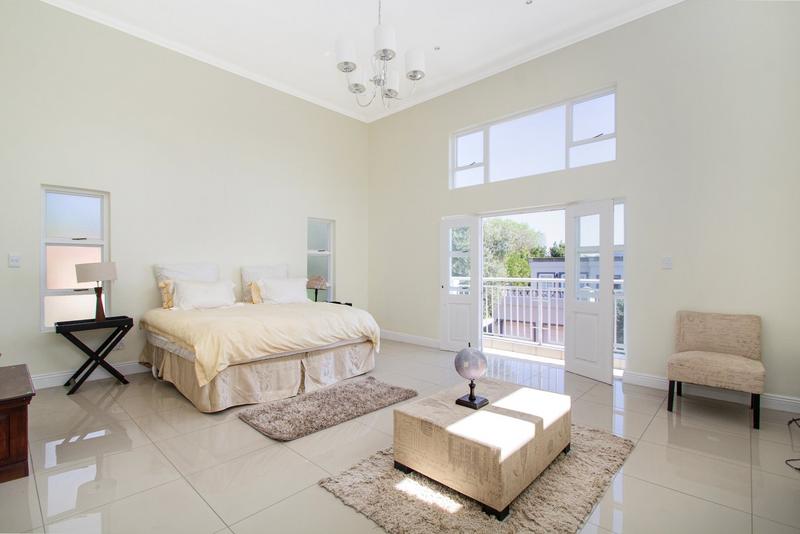 To Let 5 Bedroom Property for Rent in Dainfern Golf Estate Gauteng