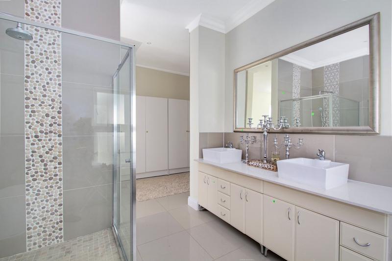 To Let 5 Bedroom Property for Rent in Dainfern Golf Estate Gauteng