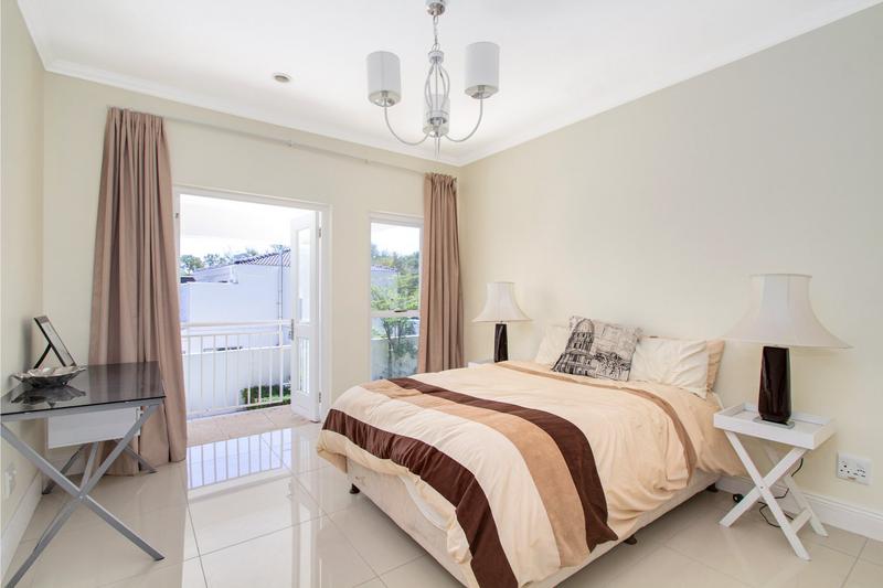 To Let 5 Bedroom Property for Rent in Dainfern Golf Estate Gauteng