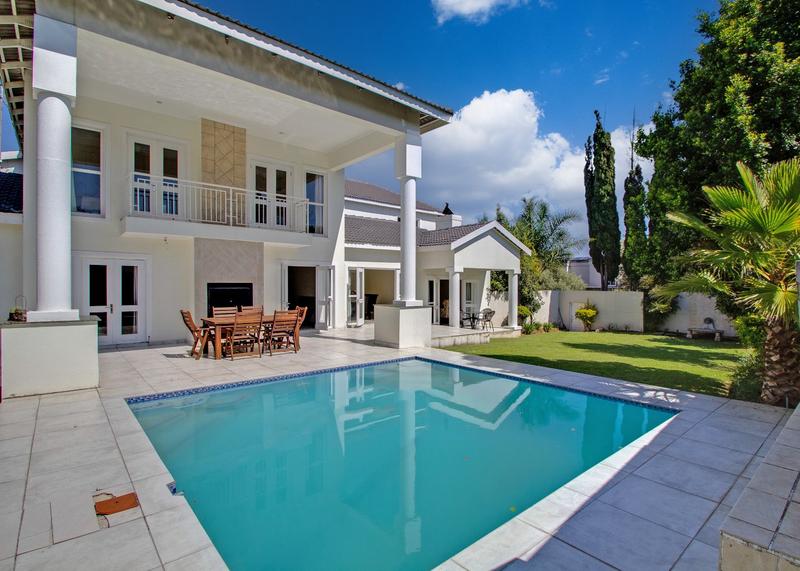 To Let 5 Bedroom Property for Rent in Dainfern Golf Estate Gauteng