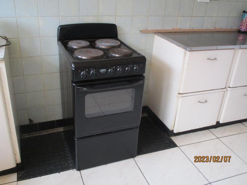 To Let 1 Bedroom Property for Rent in Sunnyside Gauteng