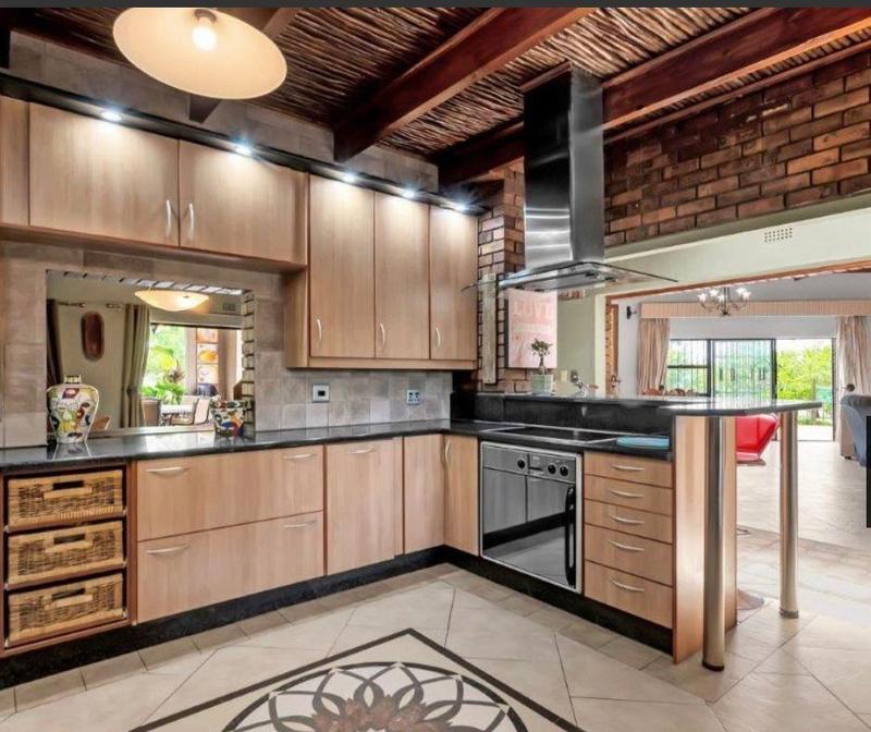 6 Bedroom Property for Sale in Chartwell Gauteng