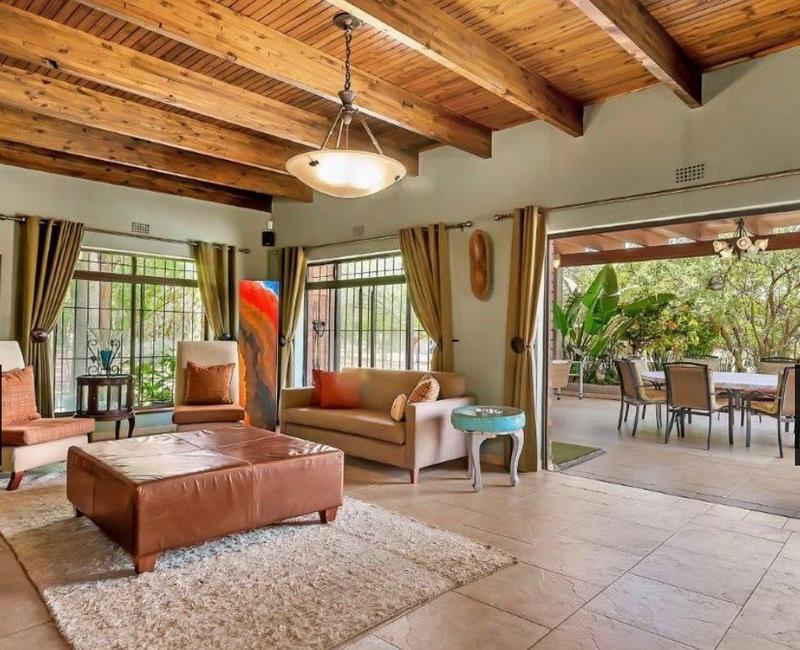6 Bedroom Property for Sale in Chartwell Gauteng