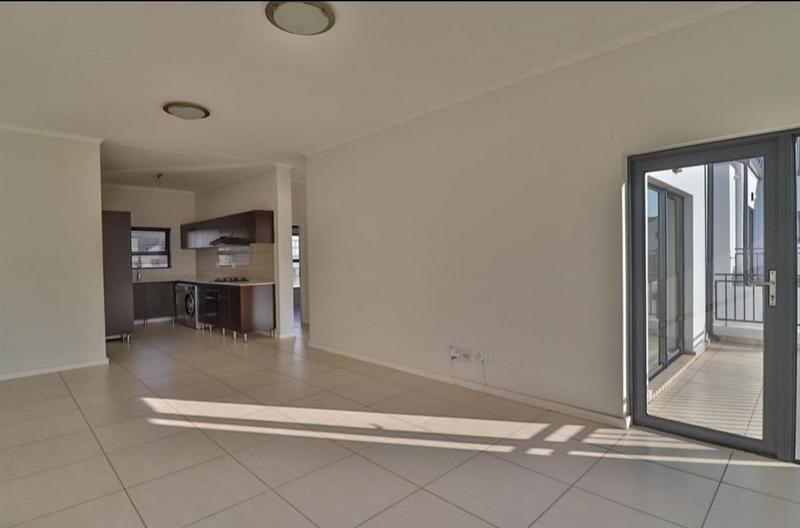 To Let 2 Bedroom Property for Rent in Greenstone Ridge Gauteng