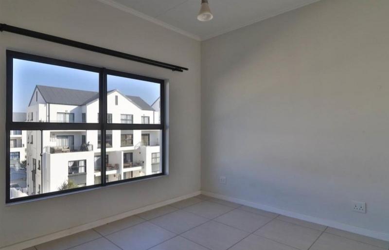 To Let 2 Bedroom Property for Rent in Greenstone Ridge Gauteng