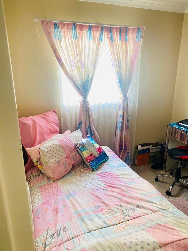 3 Bedroom Property for Sale in Kosmosdal Gauteng