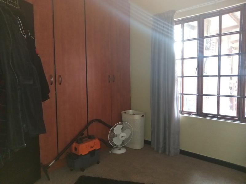 3 Bedroom Property for Sale in Eike Park Gauteng