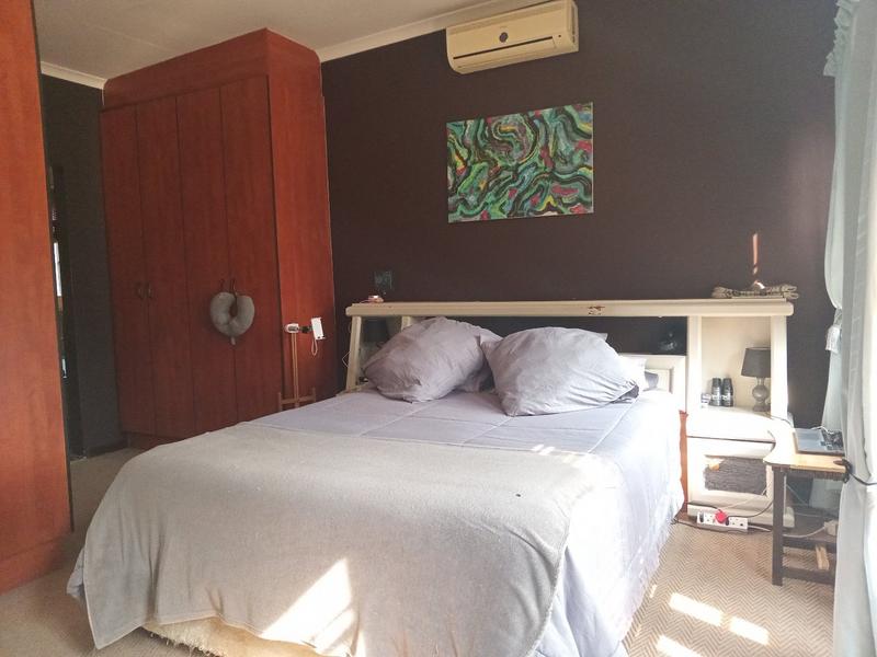 3 Bedroom Property for Sale in Eike Park Gauteng