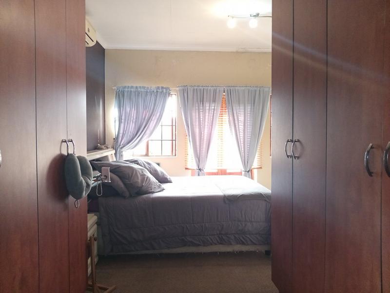 3 Bedroom Property for Sale in Eike Park Gauteng
