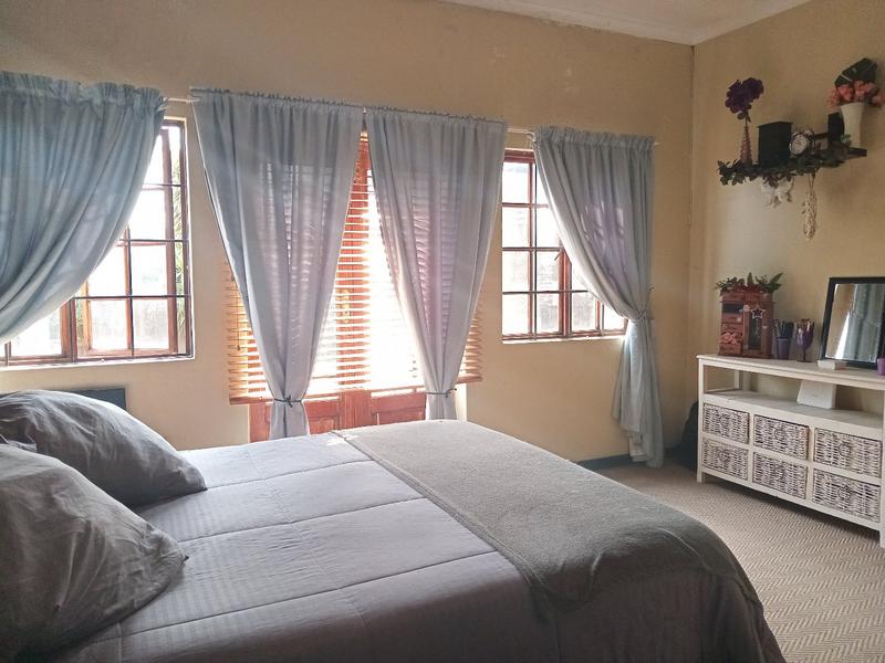 3 Bedroom Property for Sale in Eike Park Gauteng