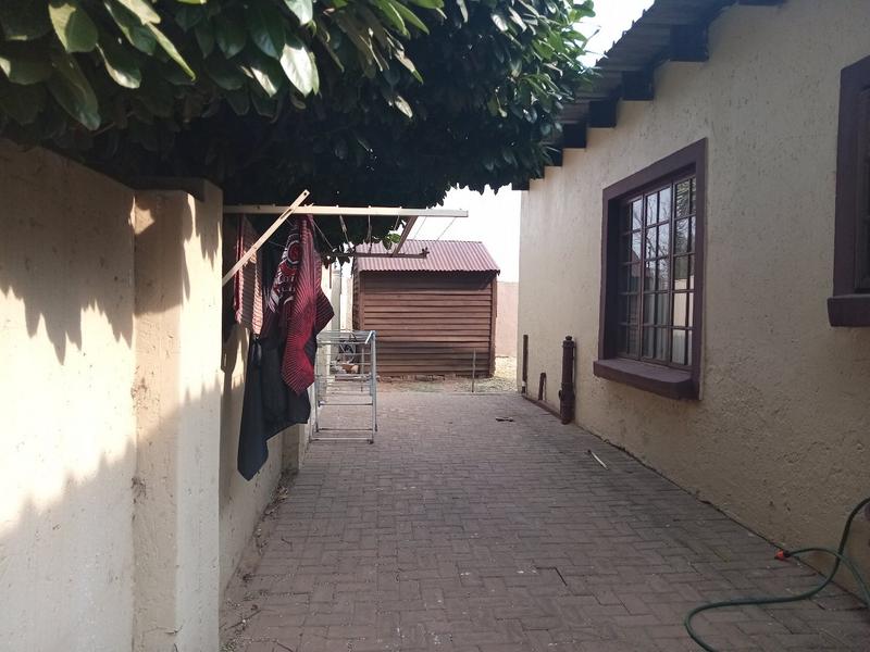 3 Bedroom Property for Sale in Eike Park Gauteng