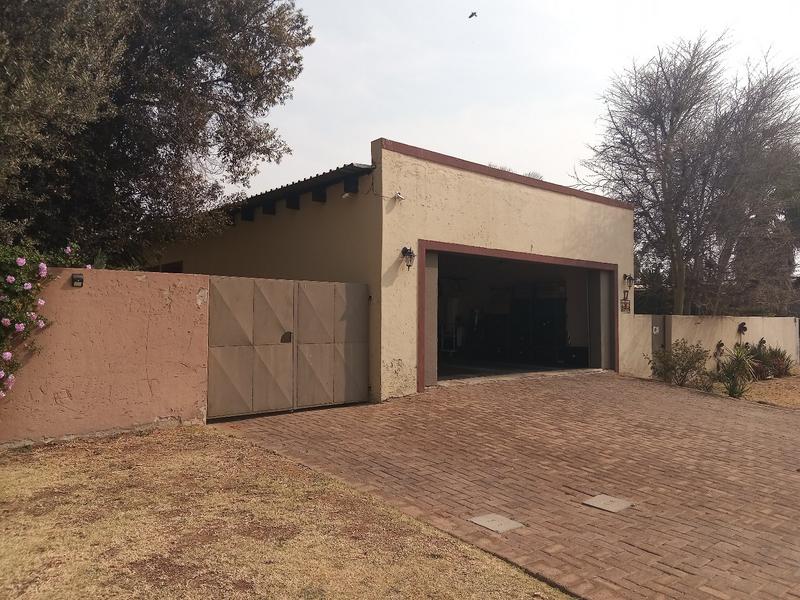 3 Bedroom Property for Sale in Eike Park Gauteng
