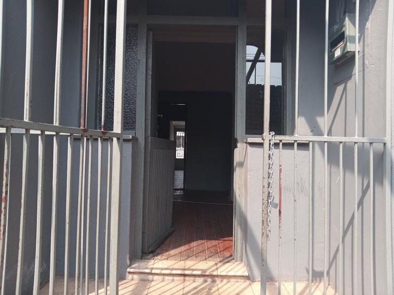 6 Bedroom Property for Sale in Randgate Gauteng