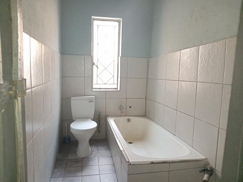 6 Bedroom Property for Sale in Randgate Gauteng