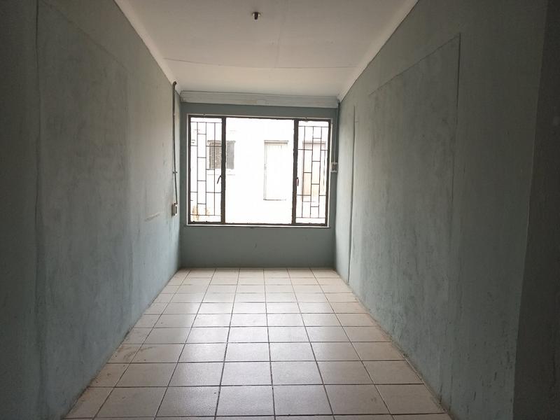 6 Bedroom Property for Sale in Randgate Gauteng