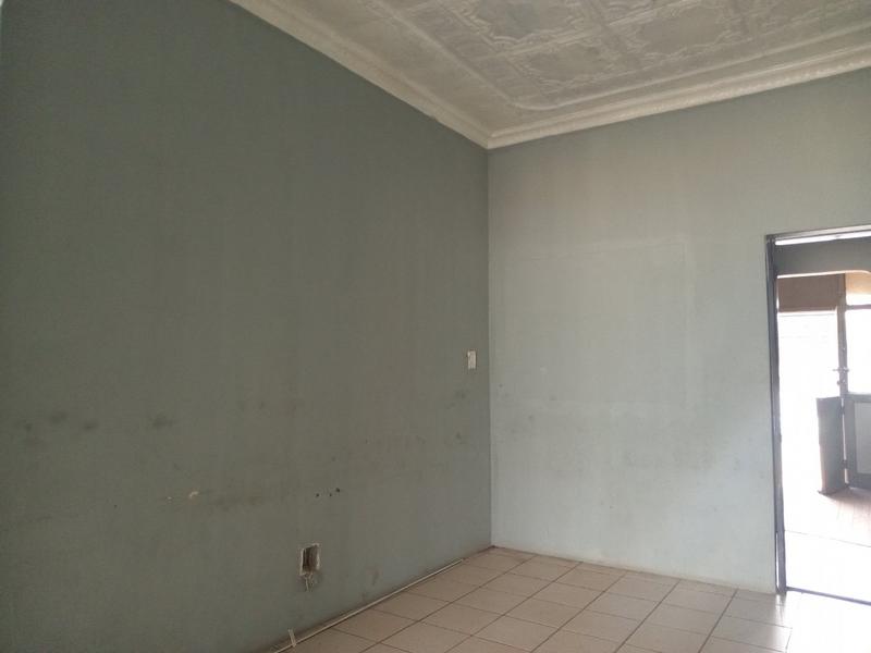 6 Bedroom Property for Sale in Randgate Gauteng