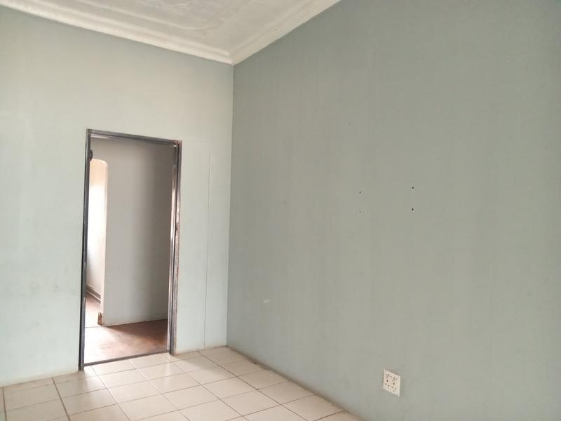 6 Bedroom Property for Sale in Randgate Gauteng