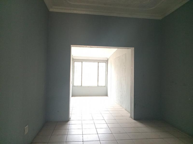6 Bedroom Property for Sale in Randgate Gauteng