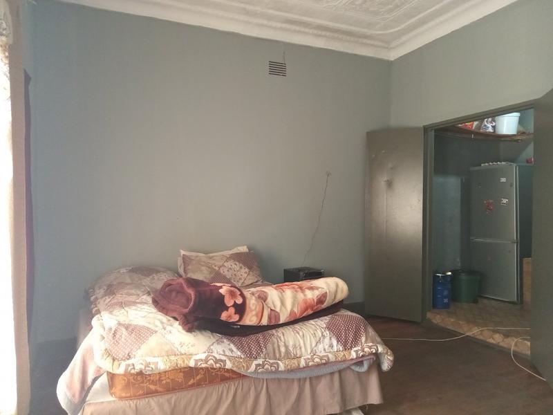 6 Bedroom Property for Sale in Randgate Gauteng