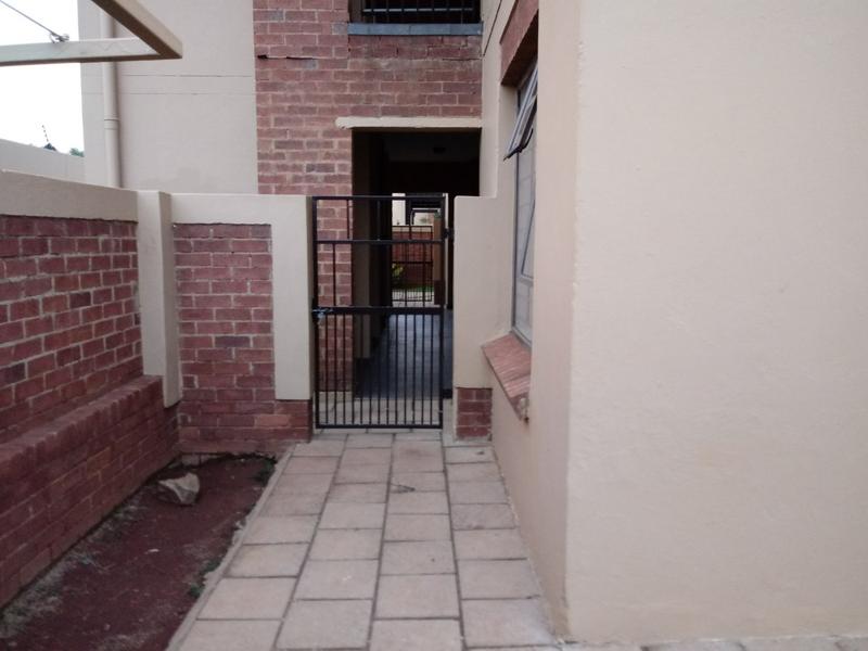 2 Bedroom Property for Sale in Sugar Bush Estate Gauteng
