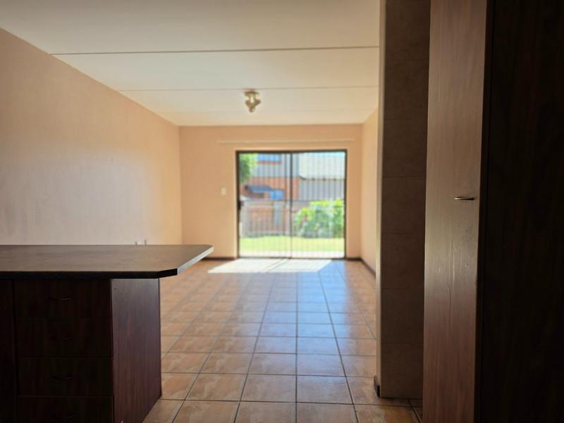 2 Bedroom Property for Sale in Sugar Bush Estate Gauteng