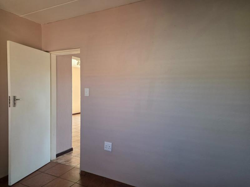 2 Bedroom Property for Sale in Sugar Bush Estate Gauteng