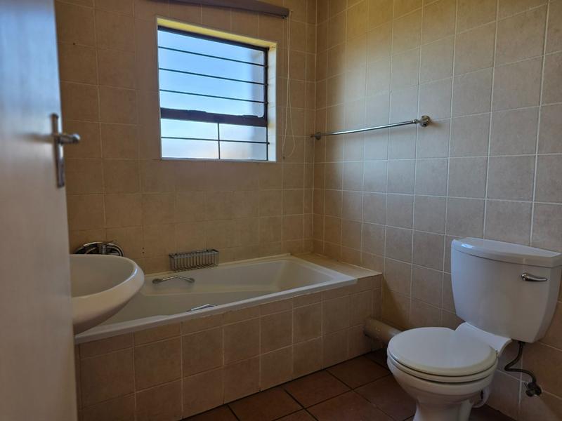 2 Bedroom Property for Sale in Sugar Bush Estate Gauteng