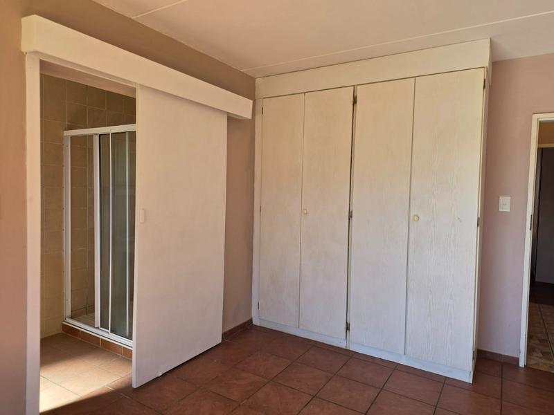 2 Bedroom Property for Sale in Sugar Bush Estate Gauteng