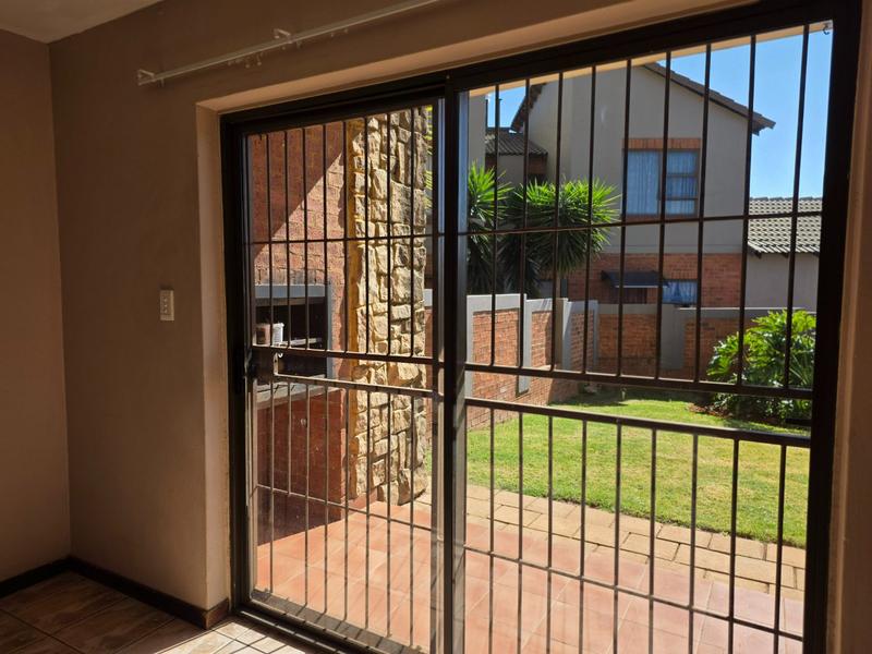 2 Bedroom Property for Sale in Sugar Bush Estate Gauteng