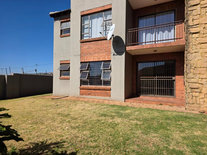 2 Bedroom Property for Sale in Sugar Bush Estate Gauteng