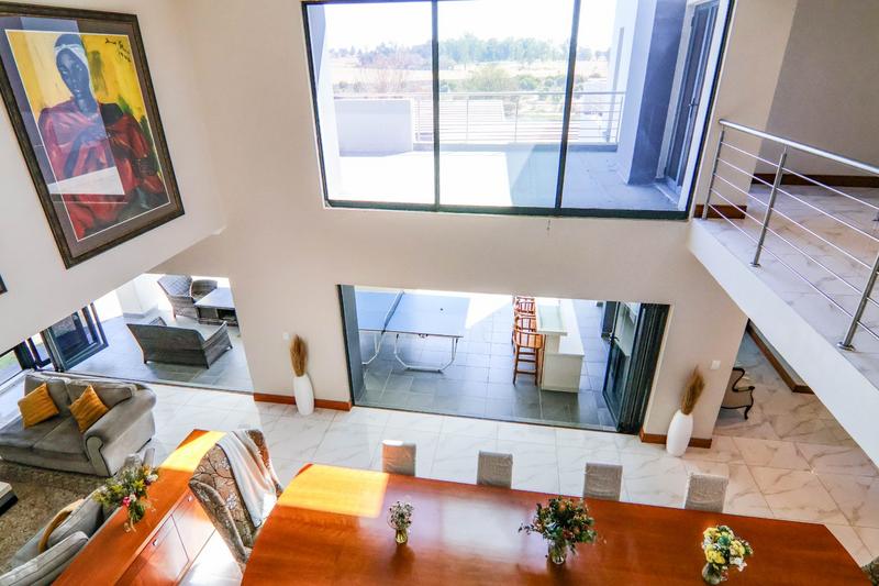 5 Bedroom Property for Sale in Copperleaf Estate Gauteng
