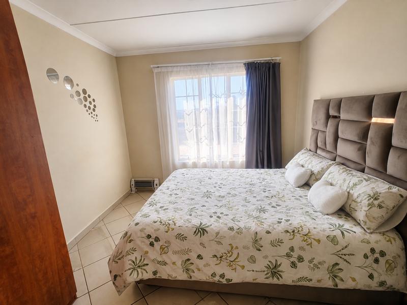2 Bedroom Property for Sale in Heuweloord Gauteng