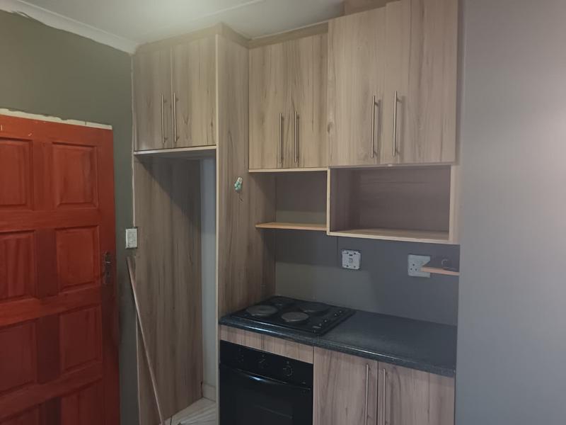 To Let 2 Bedroom Property for Rent in Kirkney Gauteng