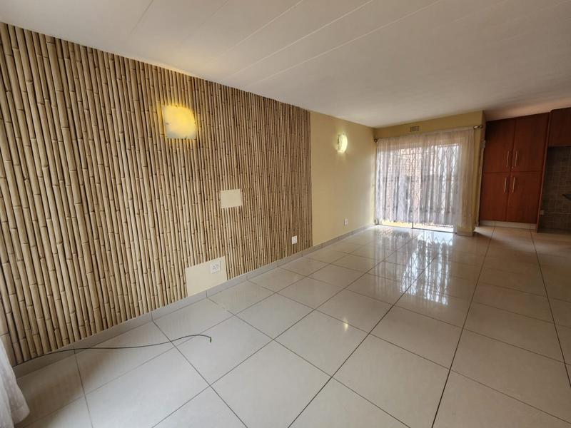 To Let 3 Bedroom Property for Rent in Northcliff Gauteng