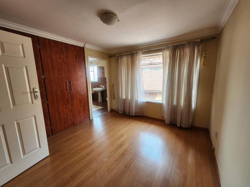 To Let 3 Bedroom Property for Rent in Northcliff Gauteng